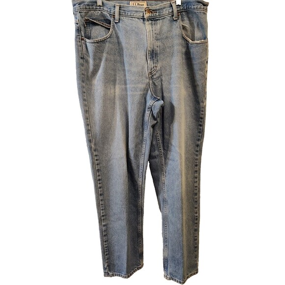 LL Bean Classic Fit Straight Denim Stonewash Size 38 x 32-Flaw or Distress - Picture 1 of 12